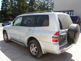 2002 MITSUBISHI MONTERO LIMITED SILVER 4WD AT 3.5 193905